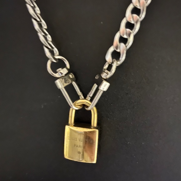 Louis Vuitton Brass Padlock on Cuban Link Chain - Picture 5 of 9